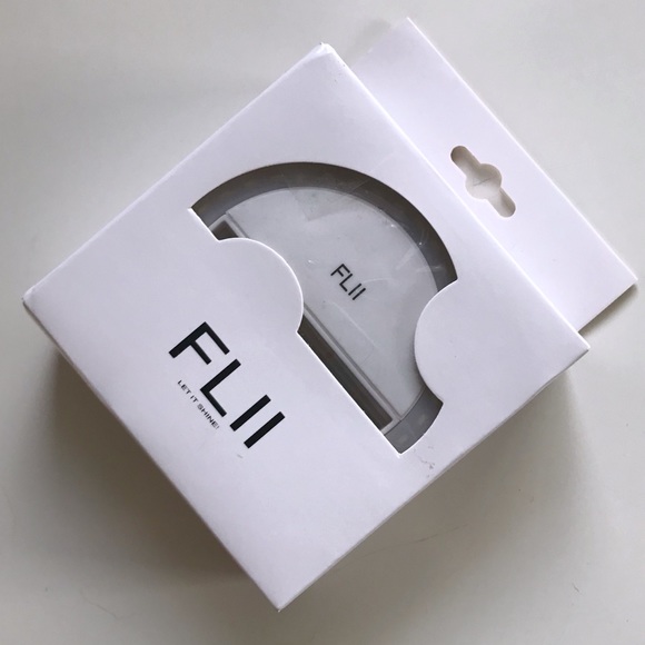 FLII Selfie Ring Light - Picture 4 of 5